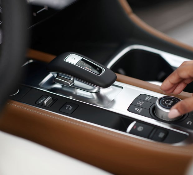 2023 INFINITI QX60 Key Features - Wireless Apple CarPlay® integration | INFINITI Of Lexington in Lexington KY