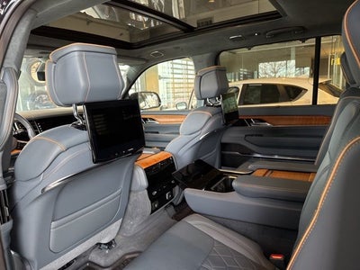 2023 Jeep Grand Wagoneer L Series III