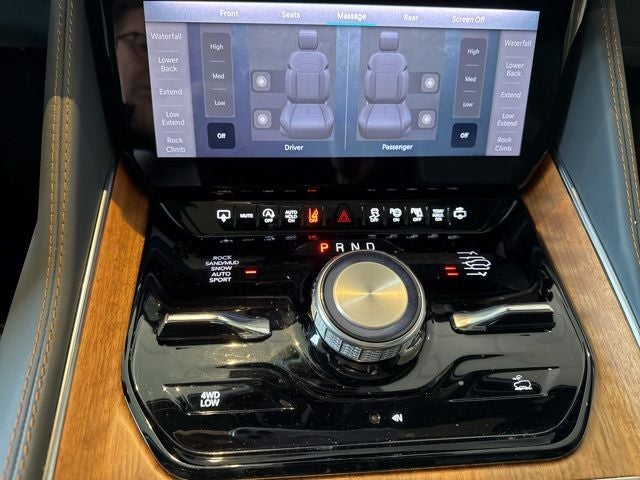 2023 Jeep Grand Wagoneer L Series III