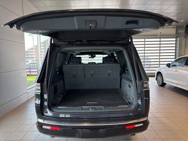 2023 Jeep Grand Wagoneer L Series III