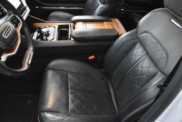 2022 Jeep Grand Wagoneer Series III