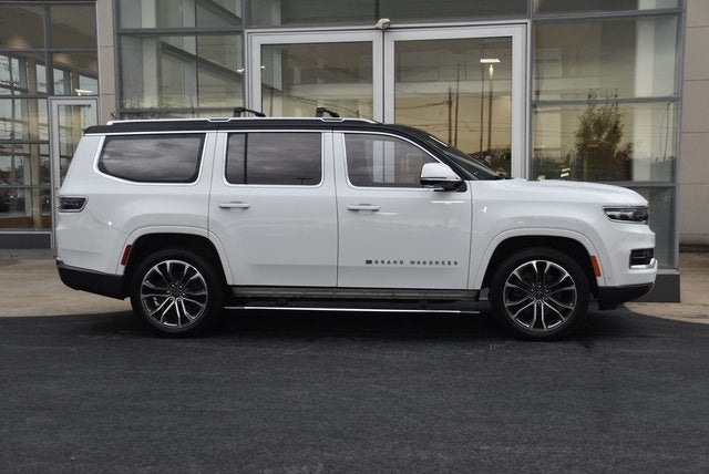 2022 Jeep Grand Wagoneer Series III
