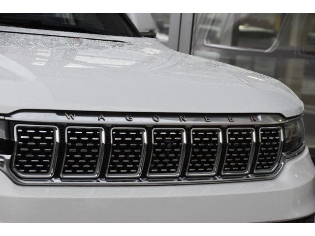 2022 Jeep Grand Wagoneer Series III
