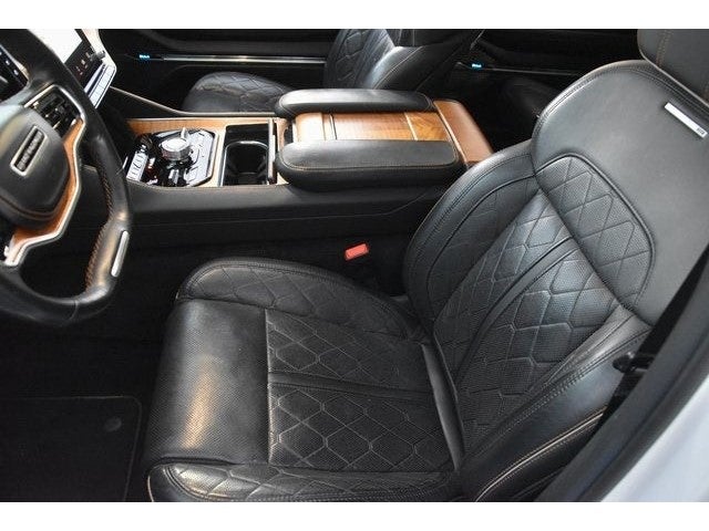 2022 Jeep Grand Wagoneer Series III