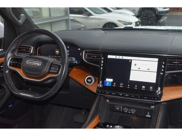 2022 Jeep Grand Wagoneer Series III