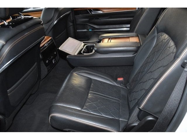 2022 Jeep Grand Wagoneer Series III