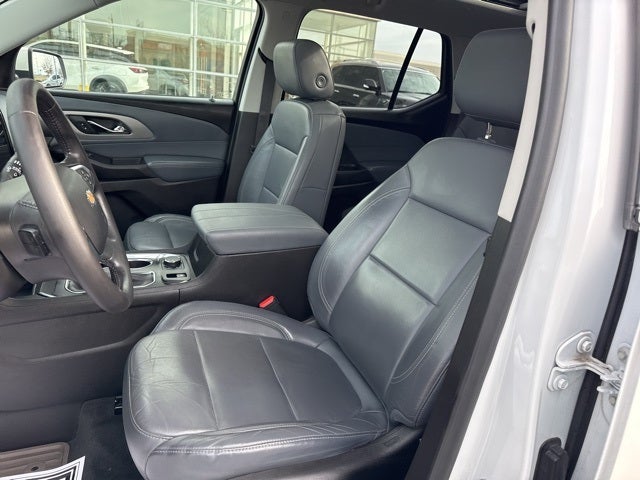 2021 Chevrolet Traverse LT Leather