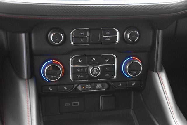 2022 Chevrolet Suburban RST