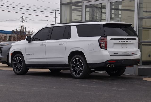 2022 Chevrolet Suburban RST