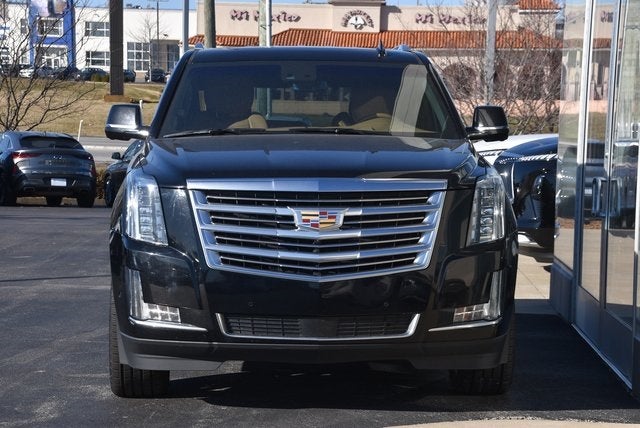 2017 Cadillac Escalade Platinum Edition