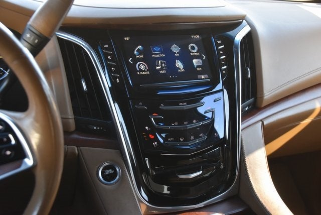 2017 Cadillac Escalade Platinum Edition