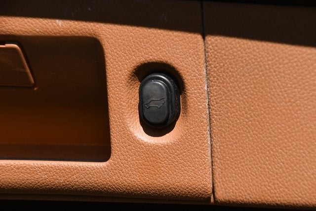 2017 Cadillac Escalade Platinum Edition