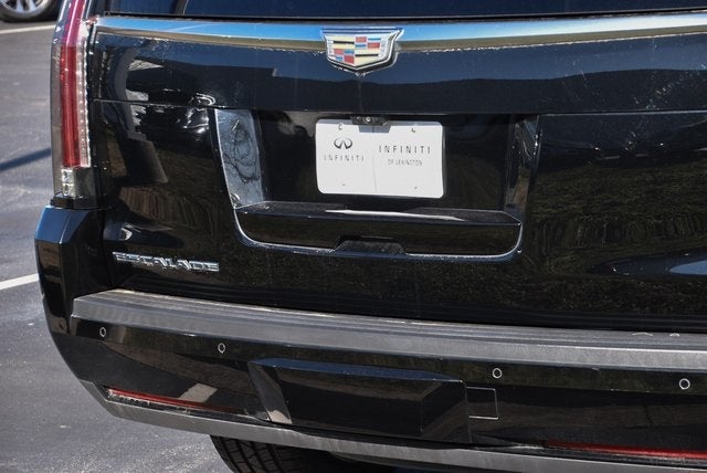 2017 Cadillac Escalade Platinum Edition