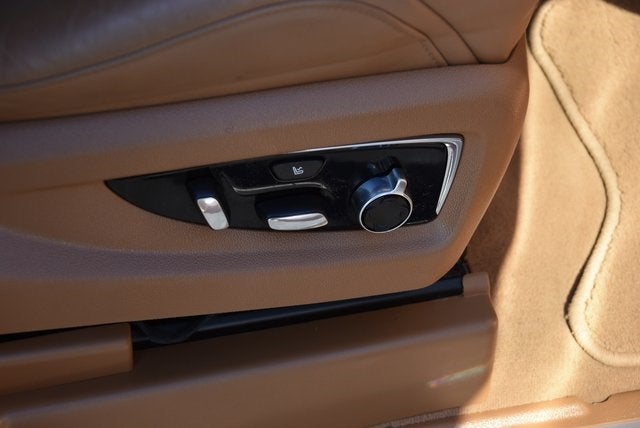 2017 Cadillac Escalade Platinum Edition