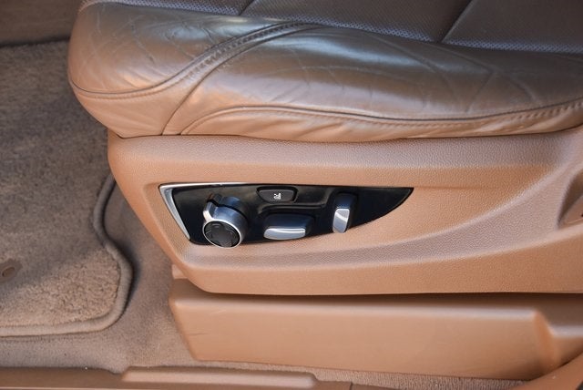 2017 Cadillac Escalade Platinum Edition