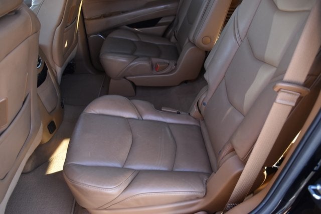 2017 Cadillac Escalade Platinum Edition