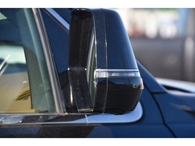 2017 Cadillac Escalade Platinum Edition