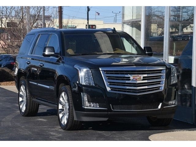 2017 Cadillac Escalade Platinum Edition