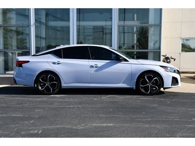 2025 Nissan Altima 2.5 SR
