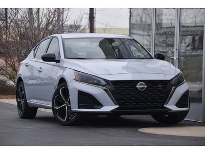 2025 Nissan Altima 2.5 SR