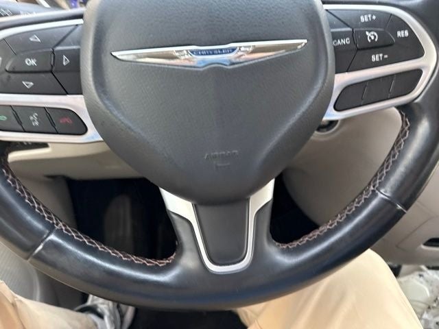 2017 Chrysler Pacifica Touring L