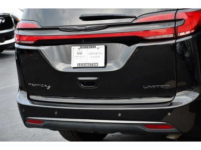 2025 Chrysler Pacifica Limited