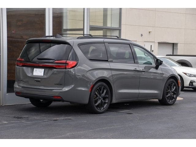 2025 Chrysler Pacifica Limited