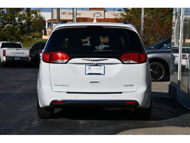 2018 Chrysler Pacifica Limited
