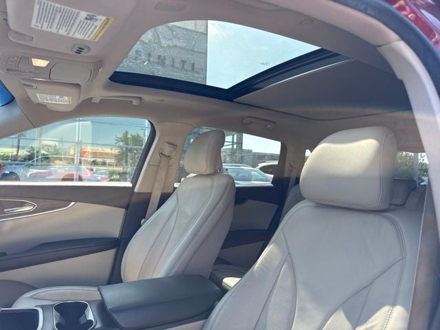 2019 Lincoln Nautilus Select