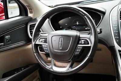 2019 Lincoln Nautilus Select