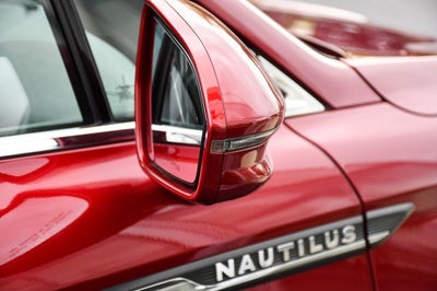 2019 Lincoln Nautilus Select