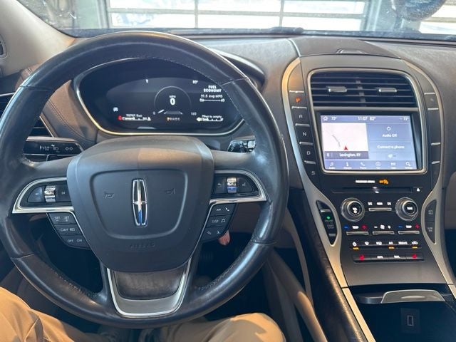 2019 Lincoln Nautilus Select