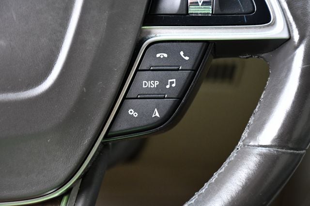 2019 Lincoln Nautilus Select