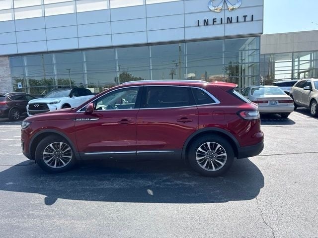 2019 Lincoln Nautilus Select