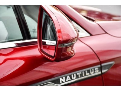 2019 Lincoln Nautilus Select
