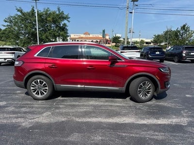 2019 Lincoln Nautilus Select