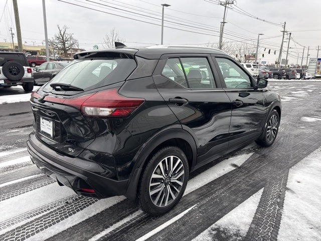 2022 Nissan Kicks SV