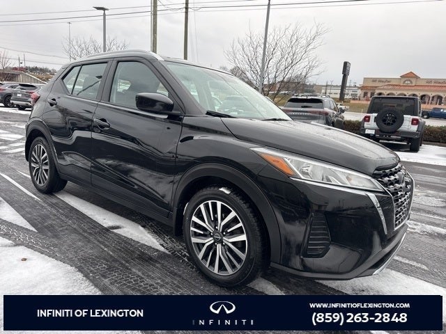 2022 Nissan Kicks SV