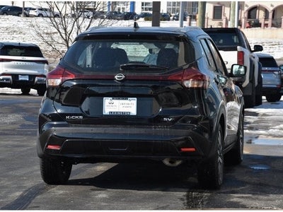 2022 Nissan Kicks SV