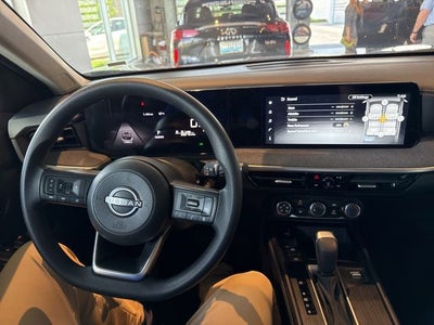 2025 Nissan Kicks SV