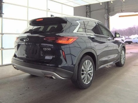 2023 INFINITI QX50 LUXE AWD