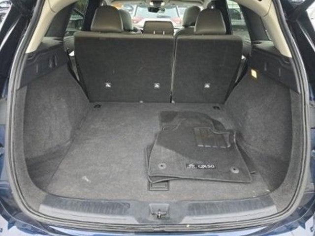 2023 INFINITI QX50 LUXE AWD