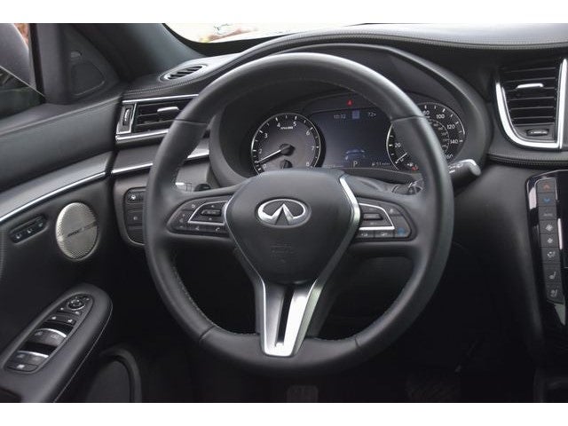 2025 INFINITI QX55 Essential AWD