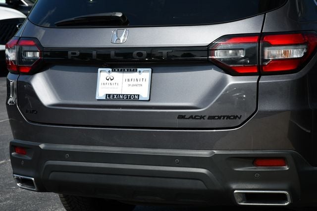 2025 Honda Pilot Black Edition