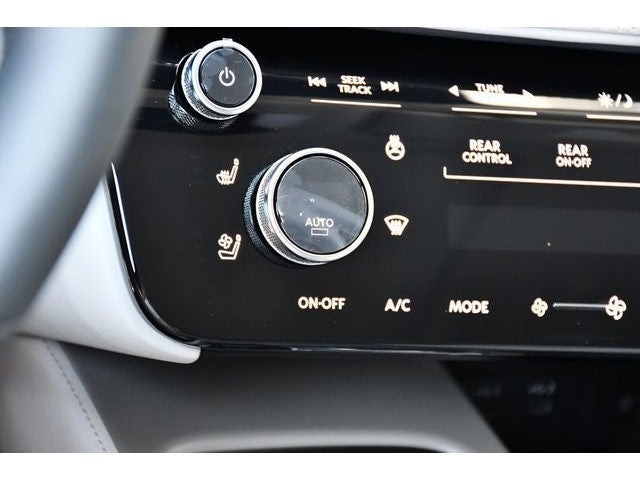 2027 INFINITI QX60 Luxe AWD
