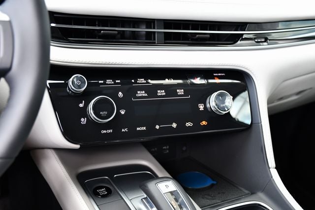 2027 INFINITI QX60 Luxe AWD
