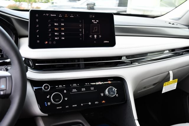 2027 INFINITI QX60 Luxe AWD