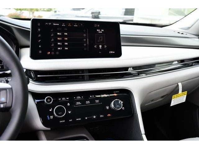 2027 INFINITI QX60 Luxe AWD