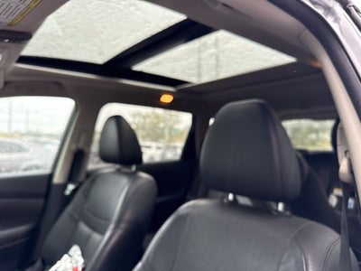 2015 Nissan Rogue Base