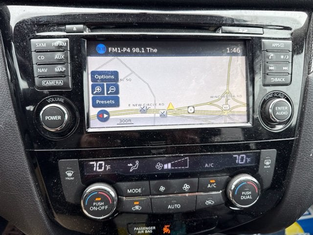 2015 Nissan Rogue Base